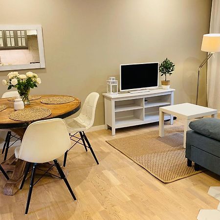 Lounge Club Apartment Гданьск Экстерьер фото